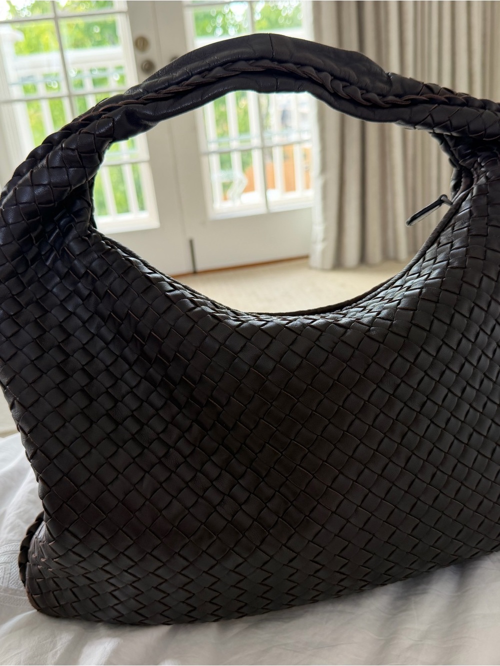 Bottega Veneta - Veneta Dark Brown Intrecciato Hobo Bag - Picture 2 of 8